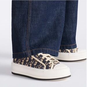 Brand New Walk'n'Dior Platform Sneaker
Deep Blue Dior Oblique Embroidered Cotton